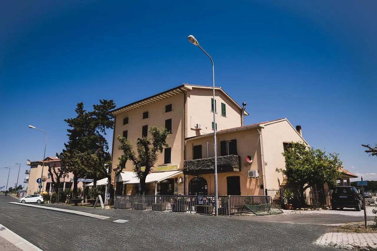 Hotel The Flash - Venturina Terme 2*,